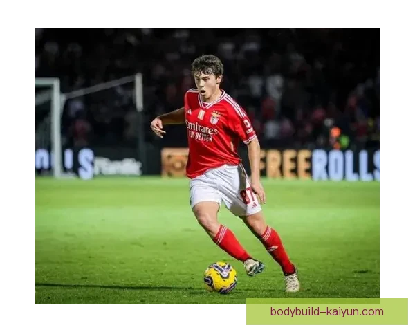 鲁本·迪亚斯职业轨迹：从本菲卡到曼城的稳健中卫成长之路